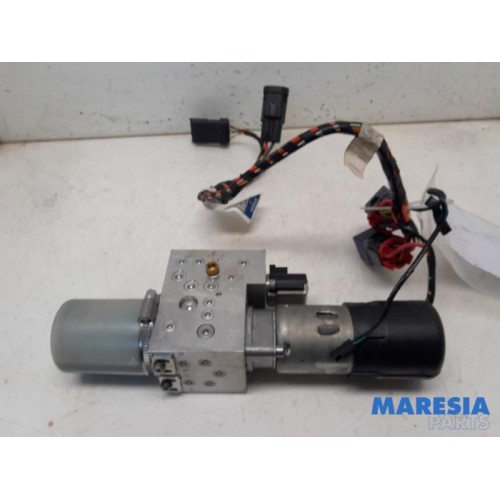Peugeot - 207 - Convertible motor