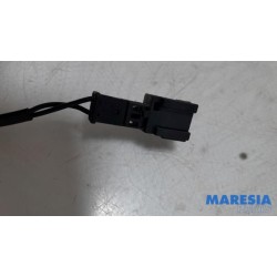 Peugeot - 207 - Convertible top position sensor