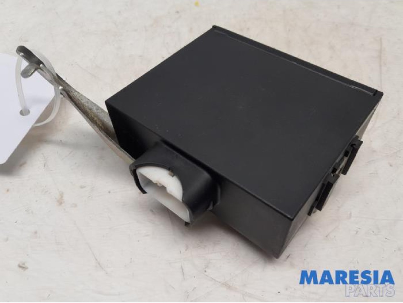 Peugeot - 107 - Central door locking module