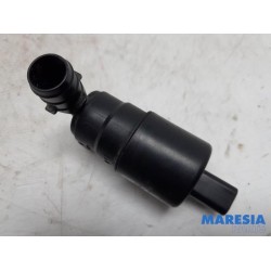 Peugeot - 107 - Windscreen washer pump