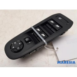 Peugeot - 308 - Multi-functional window switch