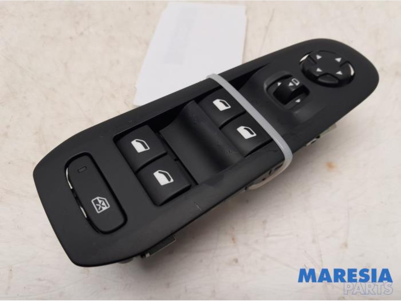 Peugeot - 308 - Multi-functional window switch