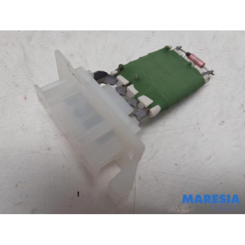 Peugeot - 107 - Heater resistor