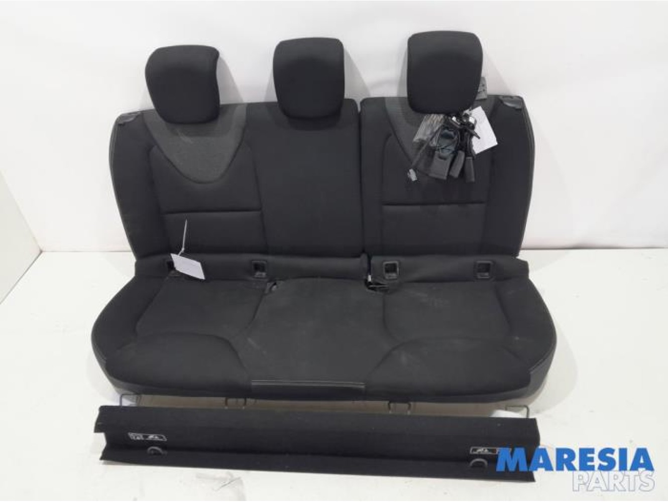 Renault - Clio - Rear bench seat