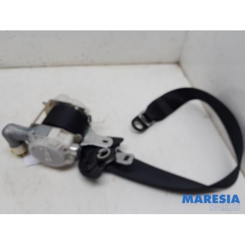 Peugeot - 107 - Front seatbelt, right