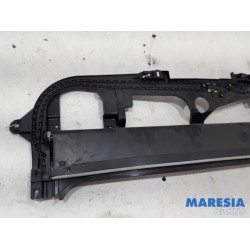 Peugeot - 3008 - Sliding headliner mechanism
