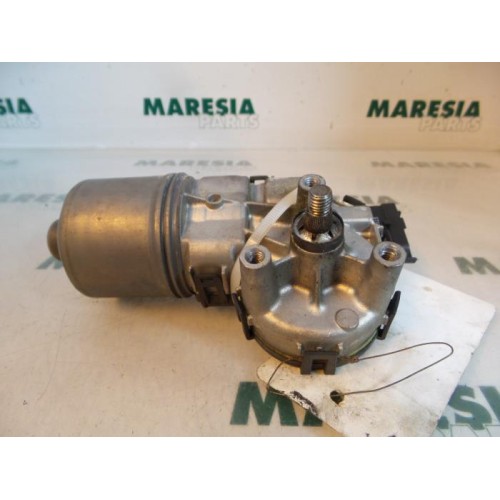 Peugeot - 206 - Front wiper motor