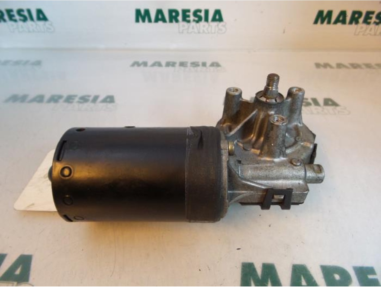 Peugeot - 206 - Front wiper motor