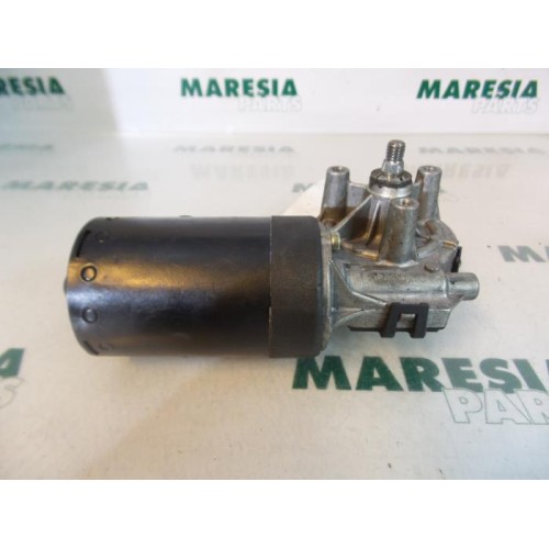 Peugeot - 206 - Front wiper motor