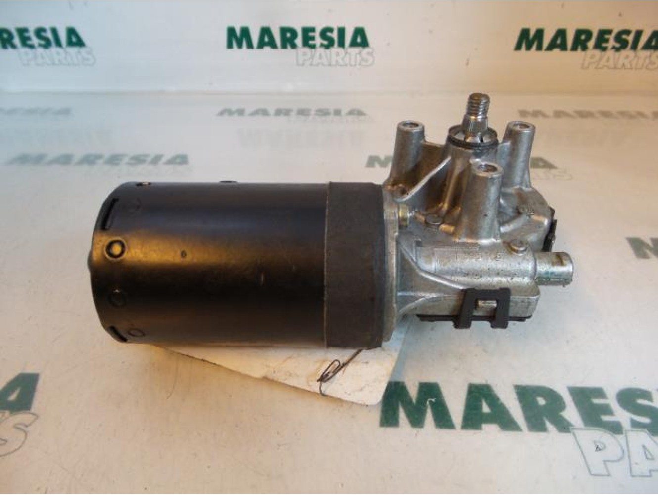 Peugeot - 206 - Front wiper motor