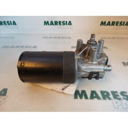 Peugeot - 206 - Front wiper motor