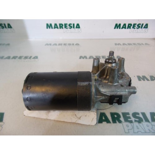 Peugeot - 206 - Front wiper motor