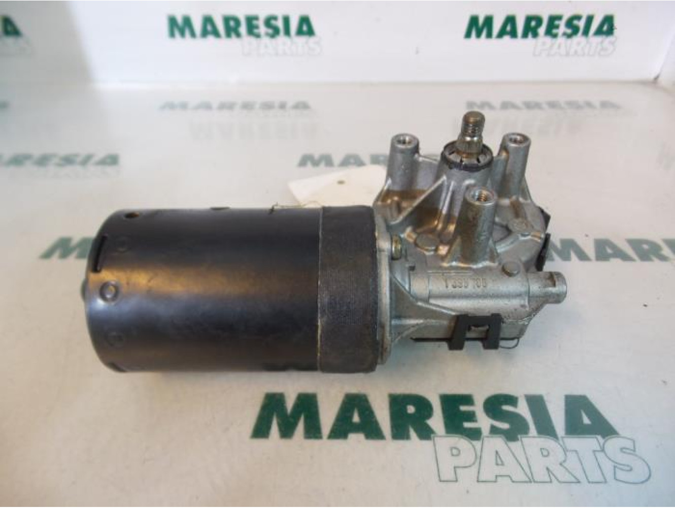 Peugeot - 206 - Front wiper motor