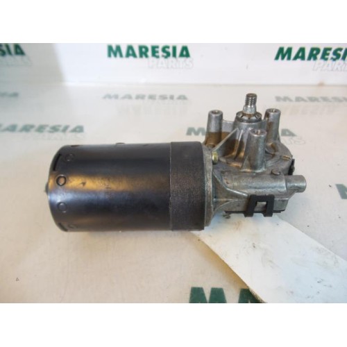Peugeot - 206 - Front wiper motor