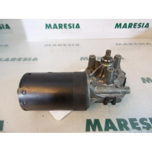 Peugeot - 206 - Front wiper motor