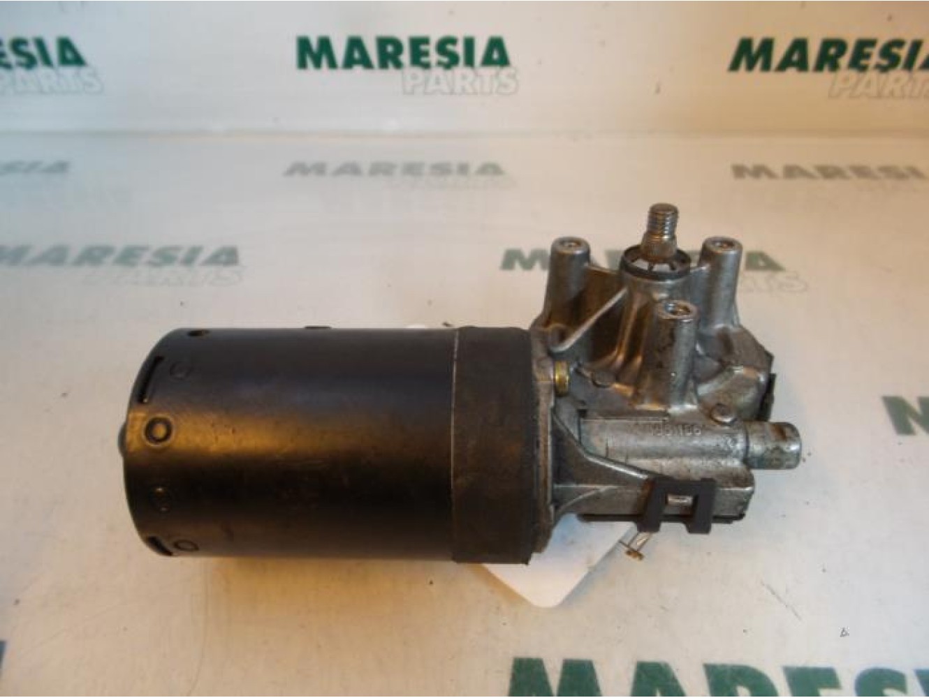 Peugeot - 206 - Front wiper motor