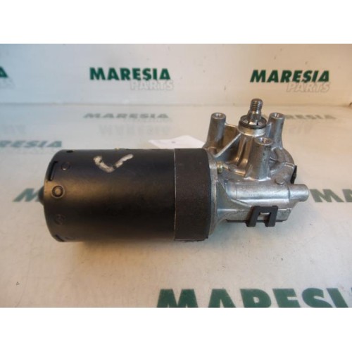 Peugeot - 206 - Front wiper motor