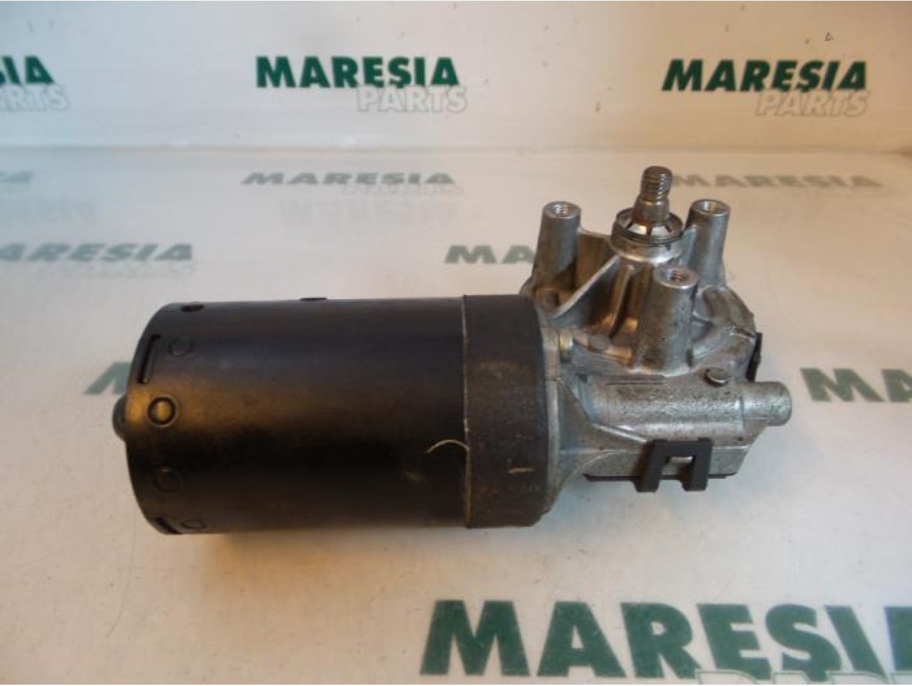 Peugeot - 206 - Front wiper motor