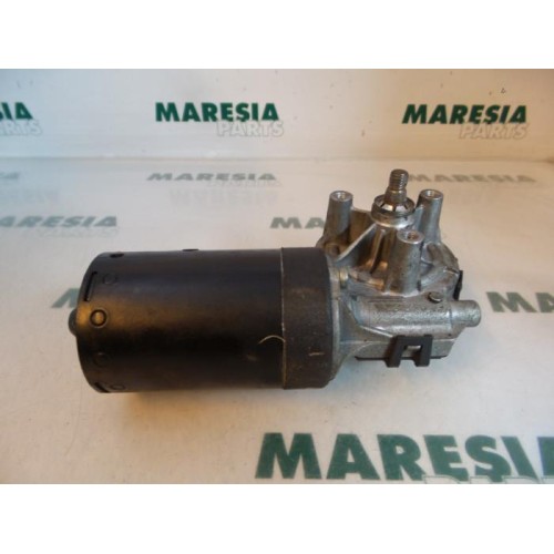 Peugeot - 206 - Front wiper motor