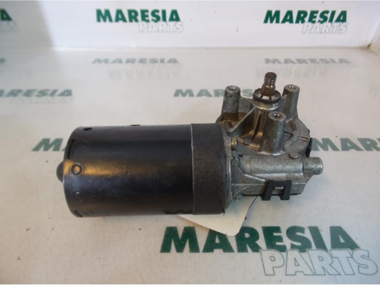 Peugeot - 206 - Front wiper motor