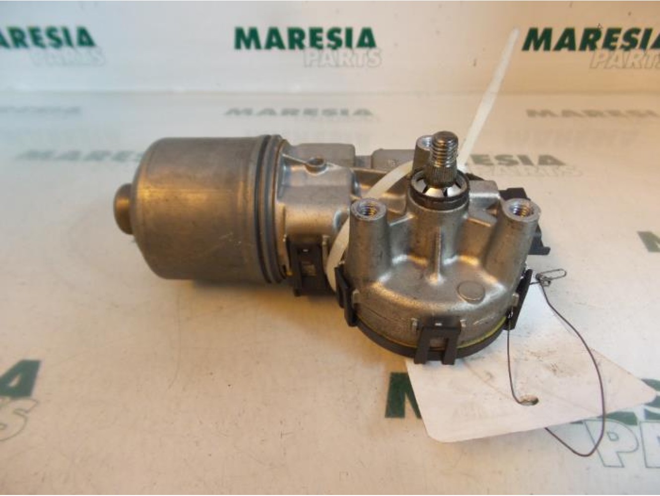 Peugeot - 206 - Front wiper motor