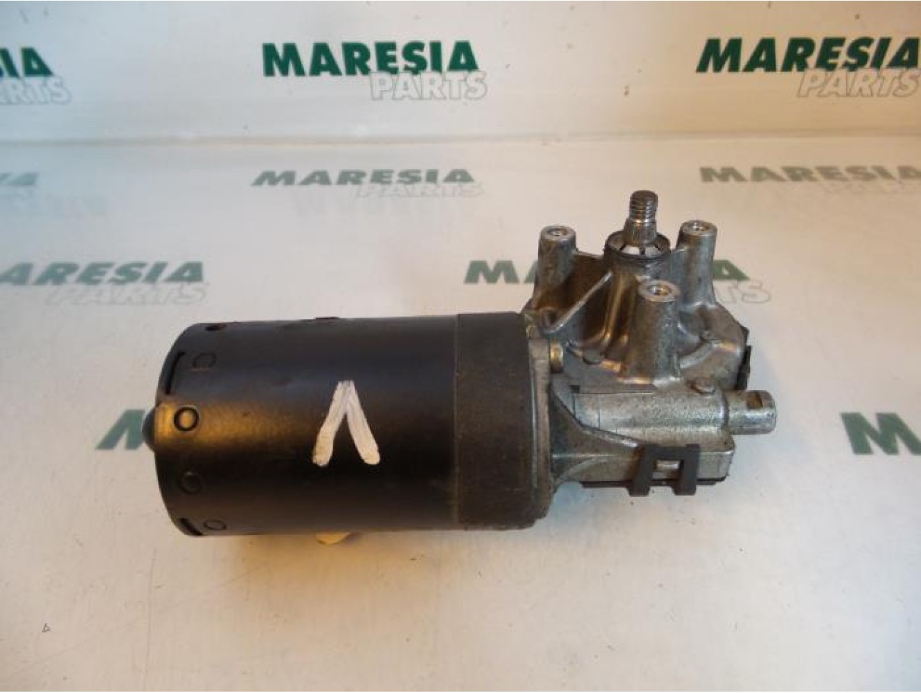 Peugeot - 206 - Front wiper motor