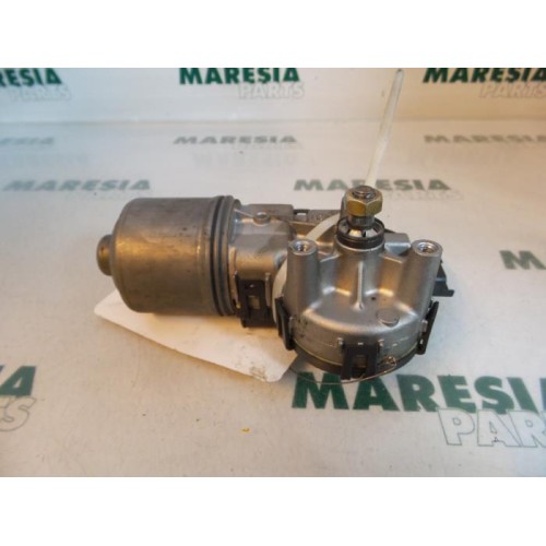Peugeot - 206 - Front wiper motor