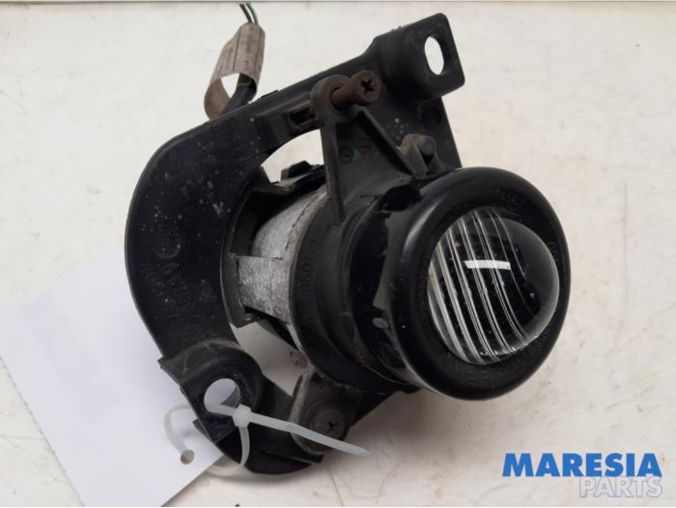 Fiat - 500 - Nebelscheinwerfer links vorne