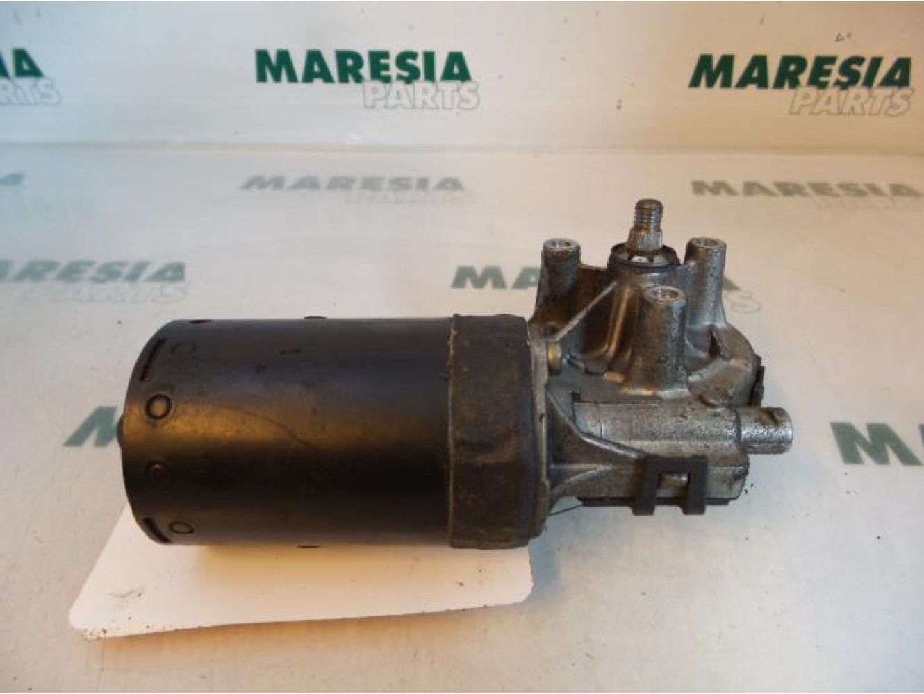 Peugeot - 206 - Front wiper motor