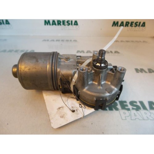 Peugeot - 206 - Front wiper motor