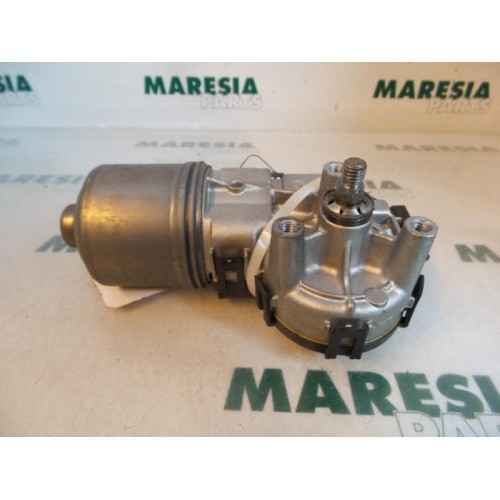 Peugeot - 206 - Front wiper motor