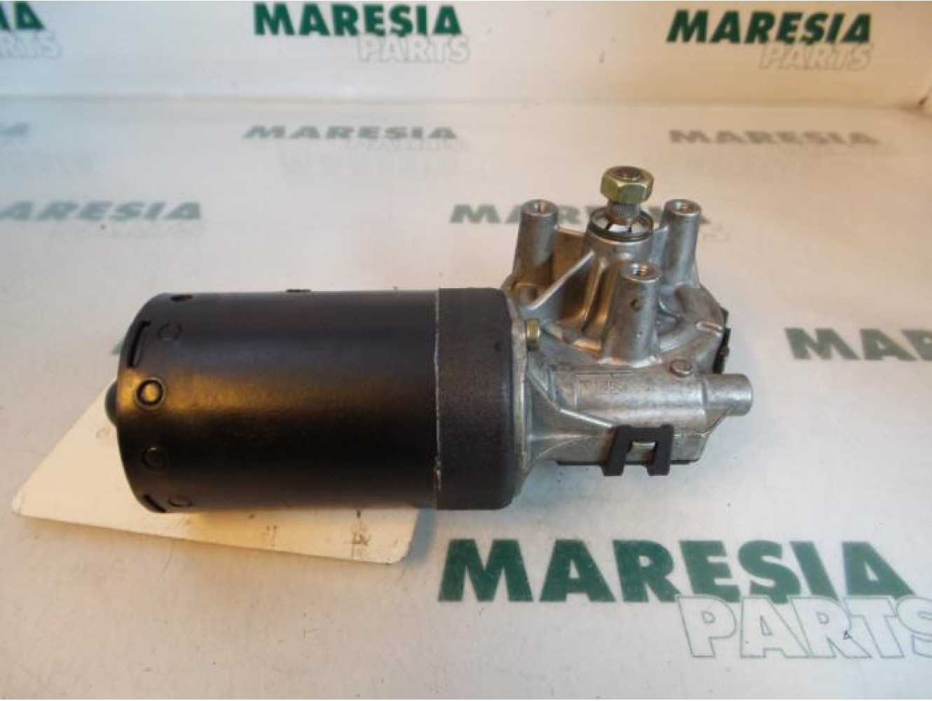 Peugeot - 206 - Front wiper motor