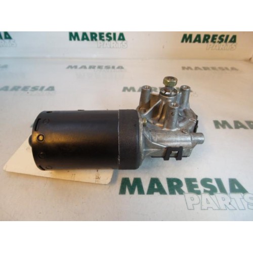 Peugeot - 206 - Front wiper motor