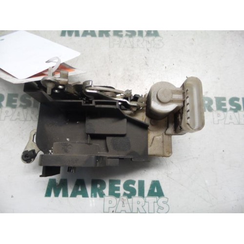 Fiat - Punto - Door lock mechanism 2-door, right