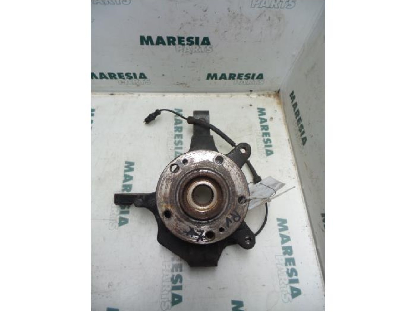 Renault - Laguna - Knuckle, front right