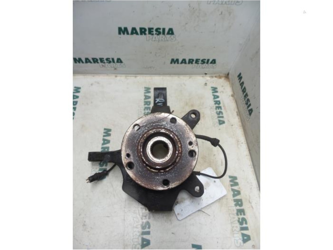 Renault - Laguna - Knuckle, front right