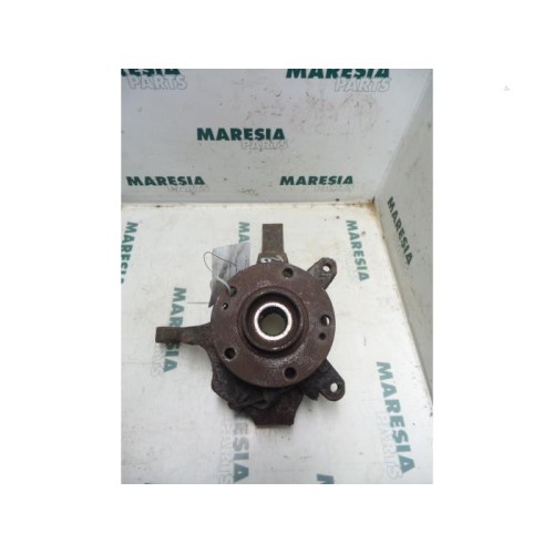 Renault - Laguna - Knuckle, front right
