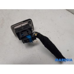 Fiat - 500 - AUX / USB connection