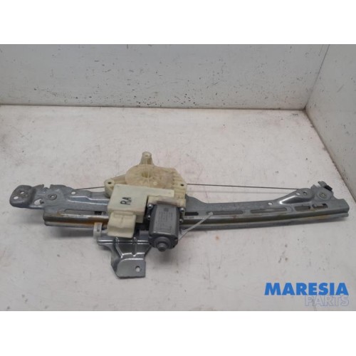 Peugeot - 308 - Rear door window mechanism 4-door, right