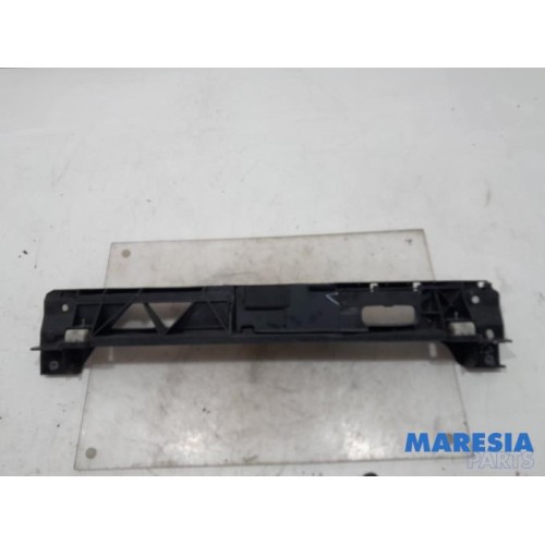 Peugeot - 3008 - Lock plate