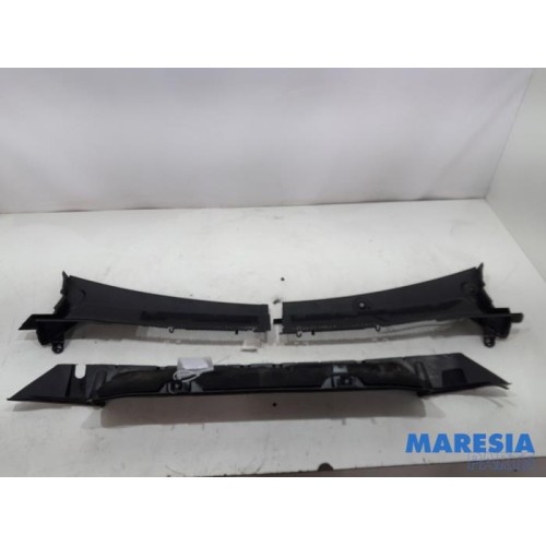 Peugeot - 3008 - Paravent