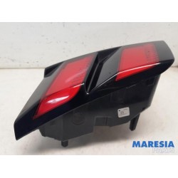 Peugeot - 3008 - Taillight, right