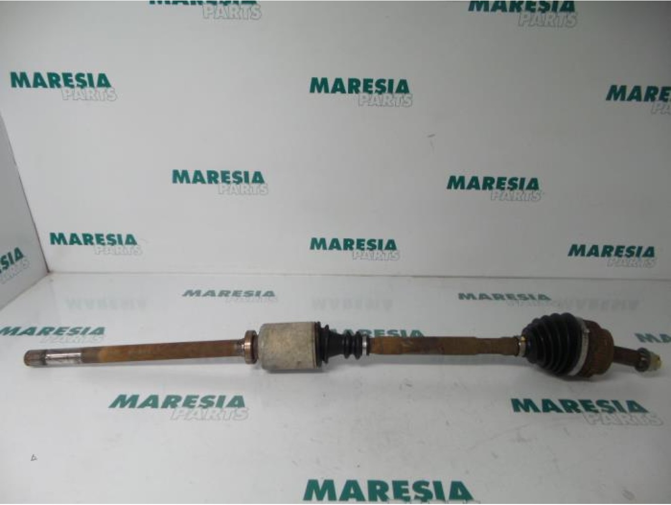 Renault - Master - Front drive shaft, right