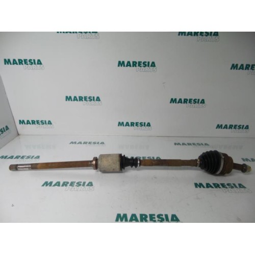 Renault - Master - Front drive shaft, right