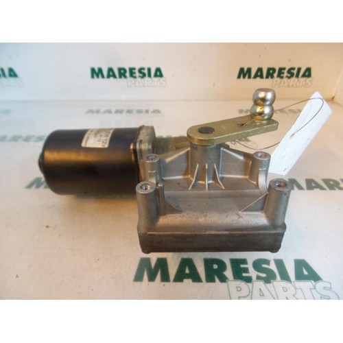 Peugeot - 307 - Front wiper motor