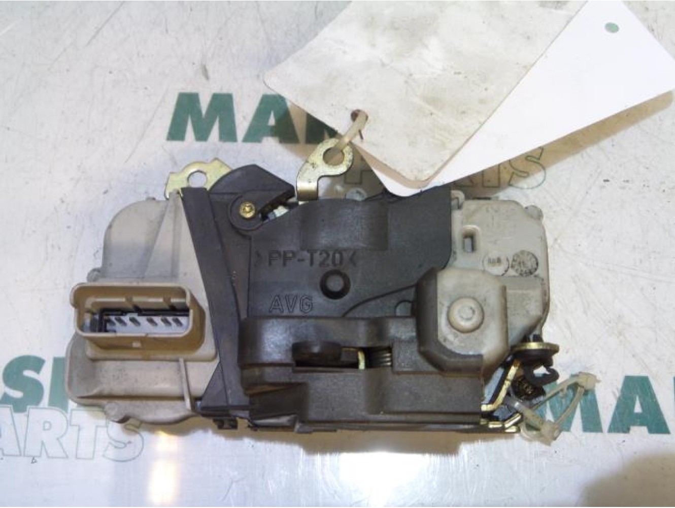 Peugeot - 307 - Door lock mechanism 4-door, front left