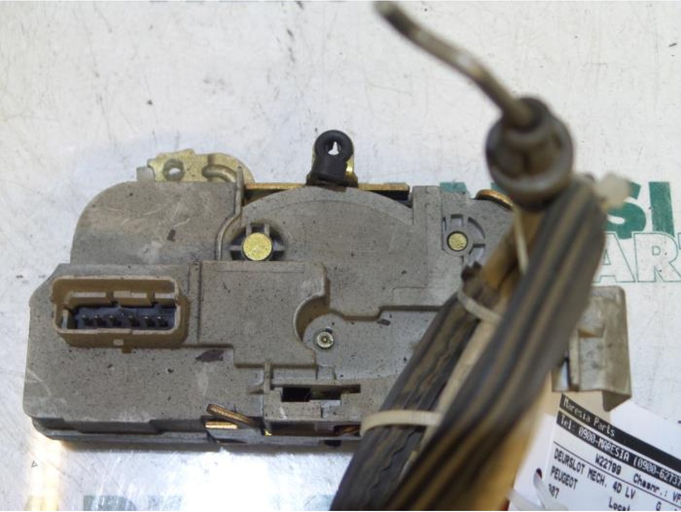 Peugeot - 307 - Türschlossmechanik 4-türig links vorne