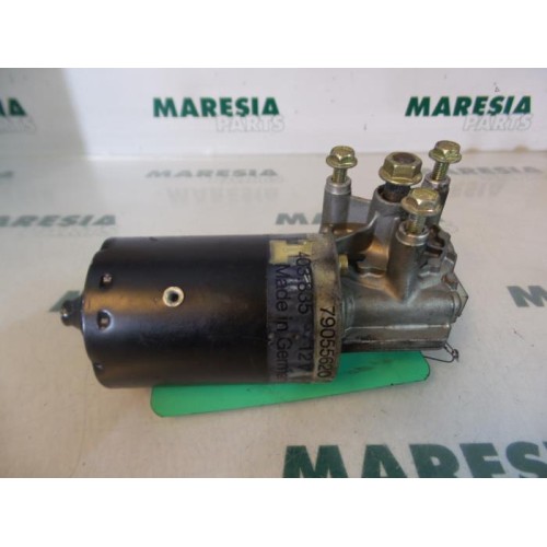 Peugeot - 106 - Front wiper motor