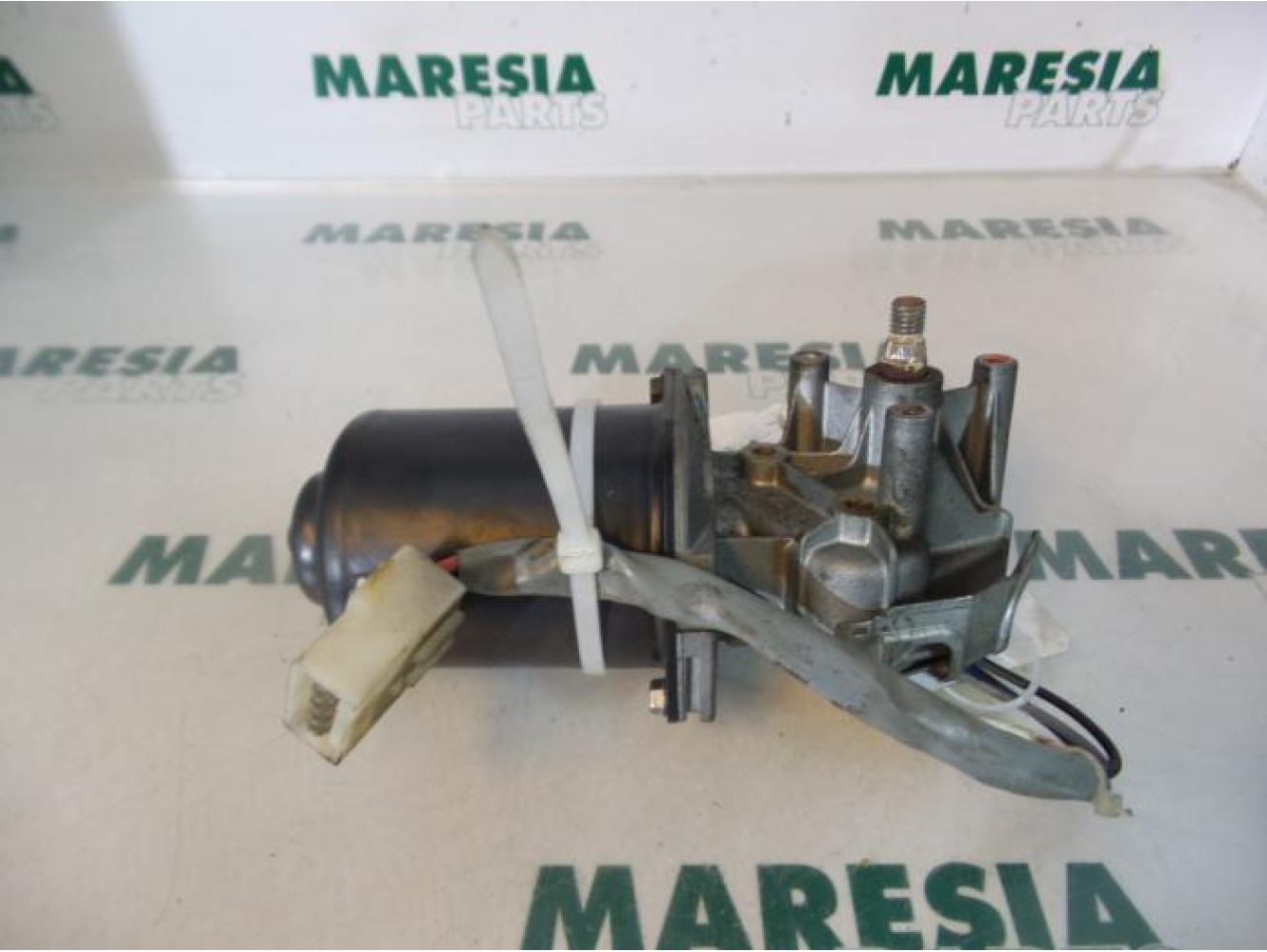 Peugeot - 106 - Moteur essuie-glace avant