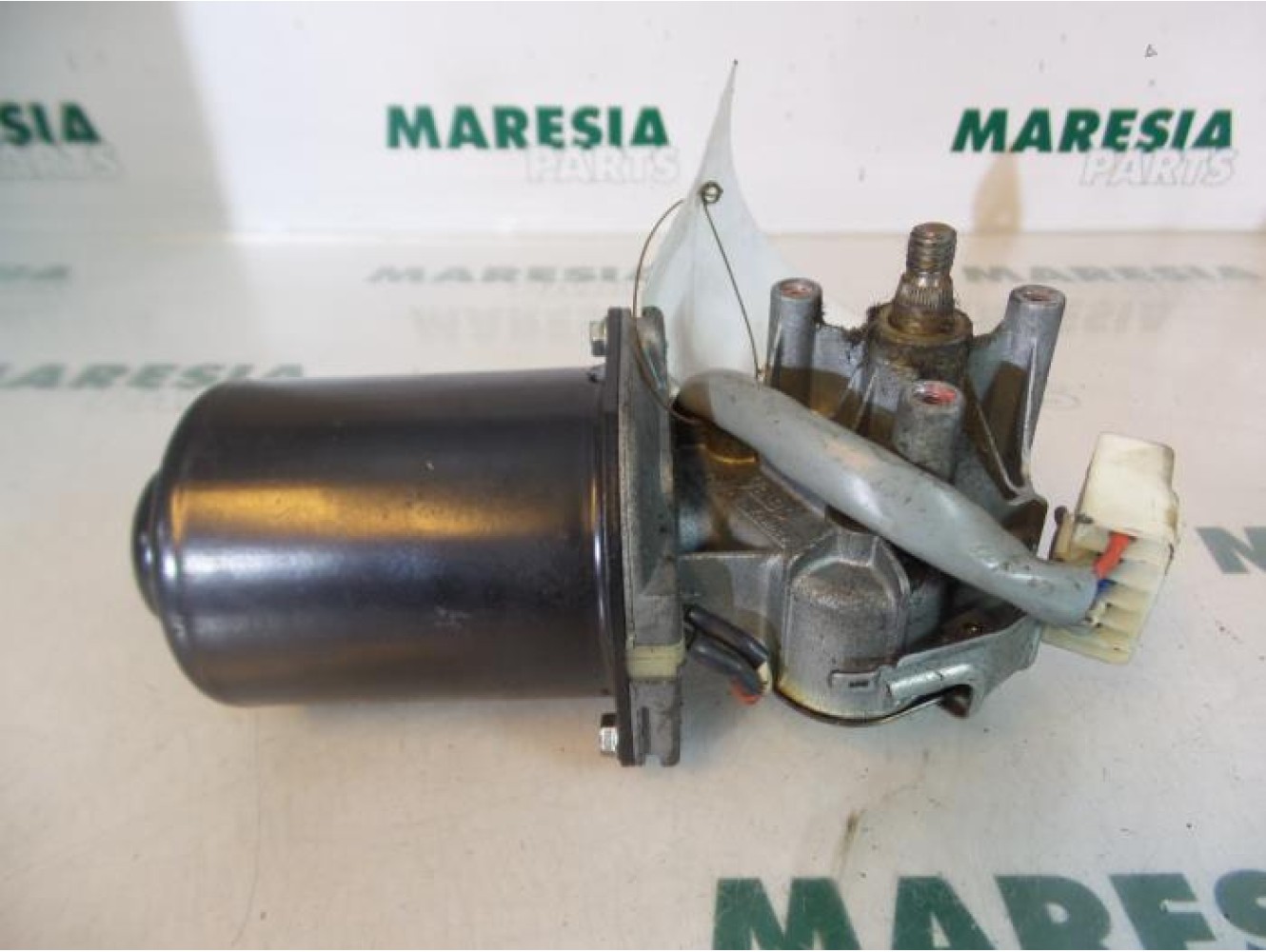 Peugeot - 106 - Scheibenwischermotor vorne